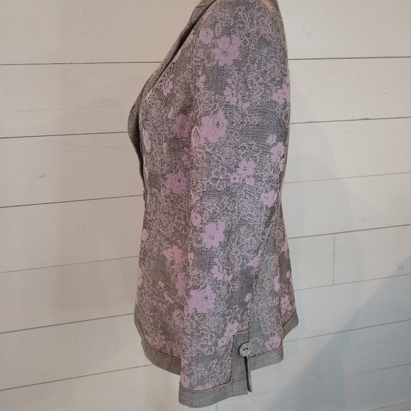 Woman's Lourdes Chavez Lavender and Gray Floral Wool Blazer- Size 8 - Picture 5 of 12